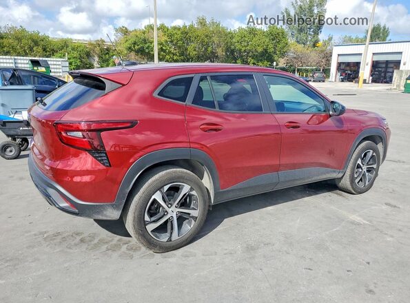KL77LGE29RC196909 2024 CHEVROLET TRAX Бордовый Задняя правая четверть