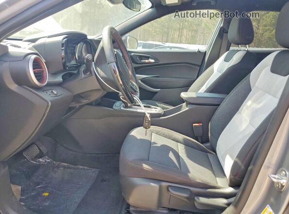 KL77LGEP2SC249838 2025 CHEVROLET TRAX Gray Вид салону спереду