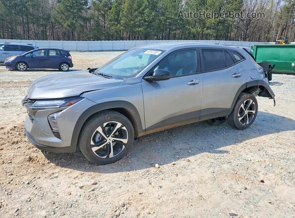 KL77LGEP2SC249838 2025 CHEVROLET TRAX Gray Передня ліва чверть