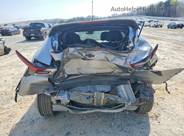 KL77LGEP2SC249838 2025 CHEVROLET TRAX Gray Вид ззаду