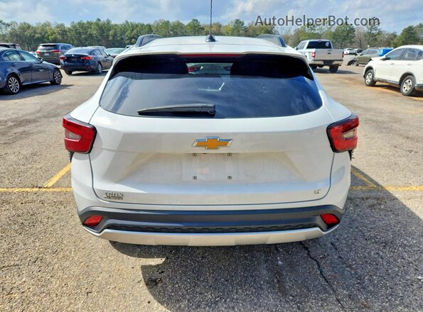 KL77LHE27RC059862 2024 CHEVROLET TRAX Белый Вид сзади