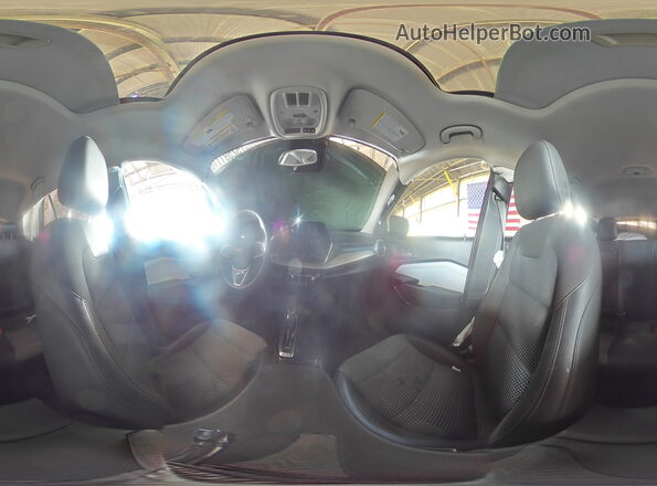 KL77LHE28RC010301 2024 CHEVROLET TRAX Blue Widok naklejki z numerem VIN