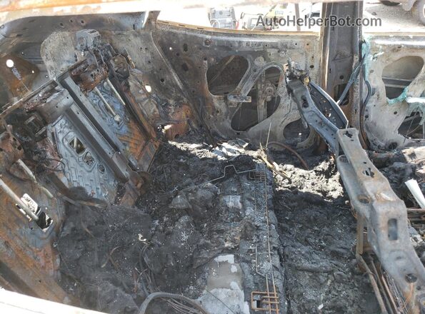 KL77LHEP0SC057355 2025 CHEVROLET TRAX Burn Widok wnętrza z tyłu