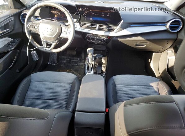 KL77LHEP2SC005807 2025 CHEVROLET TRAX White Вид панелі приладів