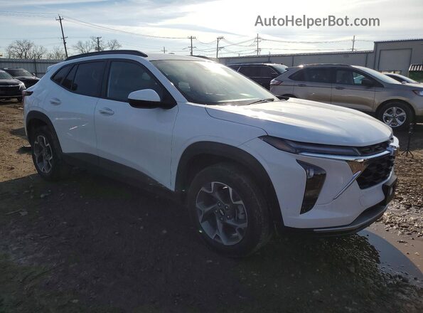 KL77LHEP2SC005807 2025 CHEVROLET TRAX White Передня права чверть