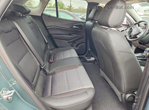 KL77LHEP3SC134333 2025 CHEVROLET TRAX Угольный Вид задних сидений