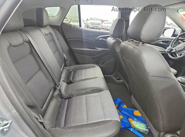 KL77LHEP3SC231368 2025 CHEVROLET TRAX Серый Вид задней части салона