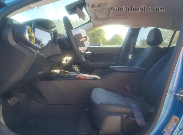KL77LHEP3SC330210 2025 CHEVROLET TRAX Blue Widok wnętrza z przodu