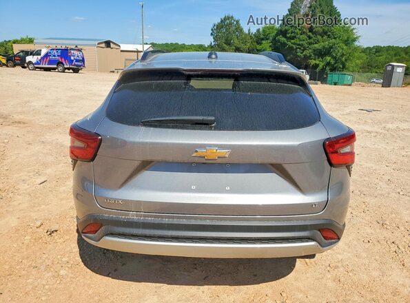 KL77LHEP5SC186787 2025 CHEVROLET TRAX Gray Widok z tyłu