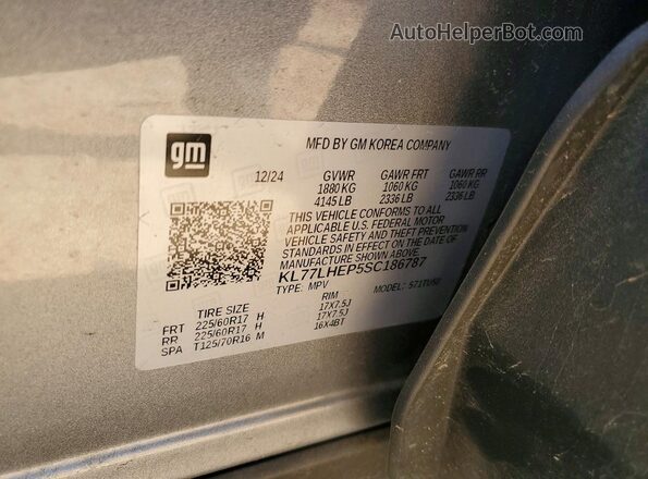 KL77LHEP5SC186787 2025 CHEVROLET TRAX Gray Widok naklejki z numerem VIN