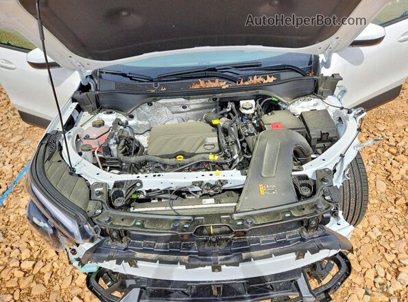 KL77LHEP5TC016270 2026 CHEVROLET TRAX Белый Вид подкапотного пространства