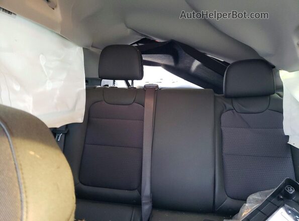 KL77LHEP7SC148333 2025 CHEVROLET TRAX Red Widok tylnych siedzeń