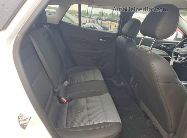 KL77LHEP7SC329660 2025 CHEVROLET TRAX Белый Вид задней части салона