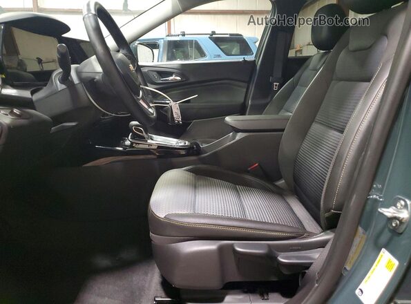 KL77LHEP8SC213674 2025 CHEVROLET TRAX Серый Вид салона спереди