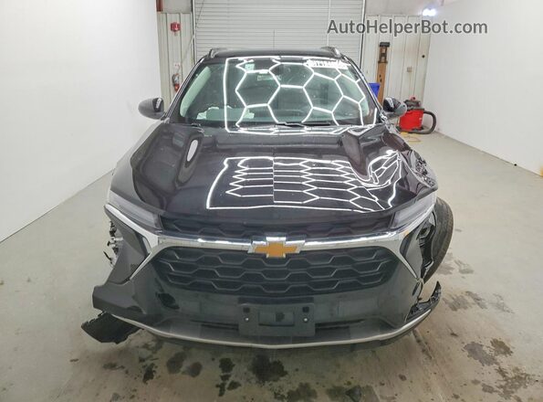 KL77LHEP9SC236915 2025 CHEVROLET TRAX Черный Вид спереди