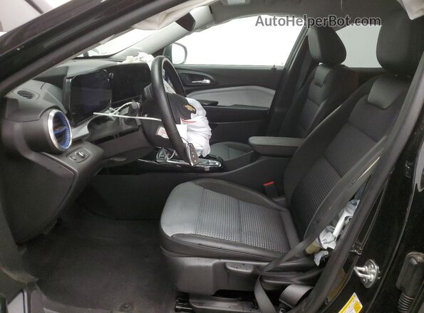 KL77LHEP9SC236915 2025 CHEVROLET TRAX Черный 