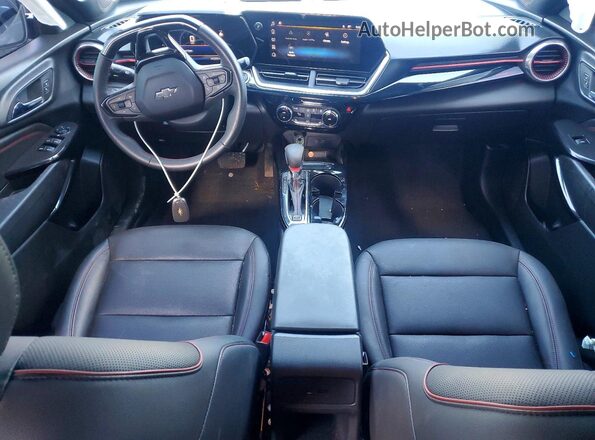 KL77LJE20RC092628 2024 CHEVROLET TRAX Black Widok deski rozdzielczej