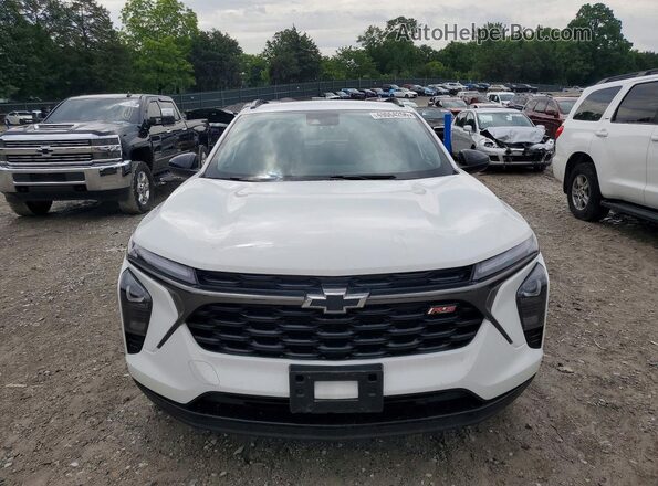 KL77LJE23RC025490 2024 CHEVROLET TRAX White Widok z przodu