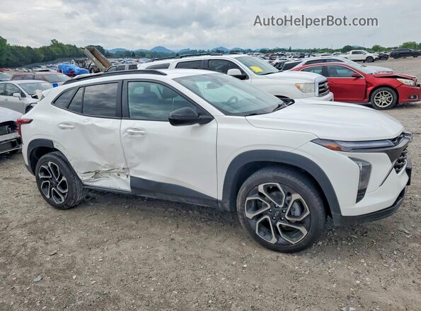 KL77LJE23RC025490 2024 CHEVROLET TRAX White Przód prawy