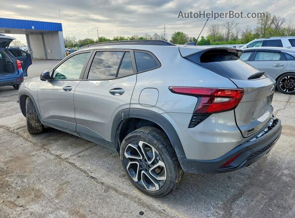 KL77LJEP3SC020596 2025 CHEVROLET TRAX Silver Задня ліва чверть