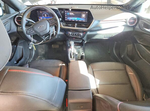 KL77LJEP3SC307095 2025 CHEVROLET TRAX Black Вид панелі приладів