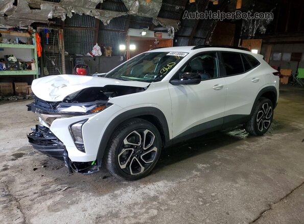 KL77LJEP5TC038275 2026 CHEVROLET TRAX White Przód lewy