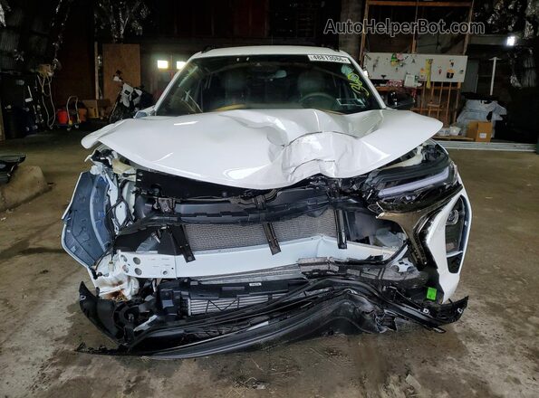 KL77LJEP5TC038275 2026 CHEVROLET TRAX White Widok z przodu