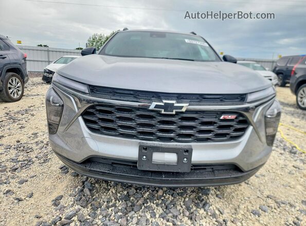 KL77LJEP9SC015368 2025 CHEVROLET TRAX Charcoal Widok z przodu