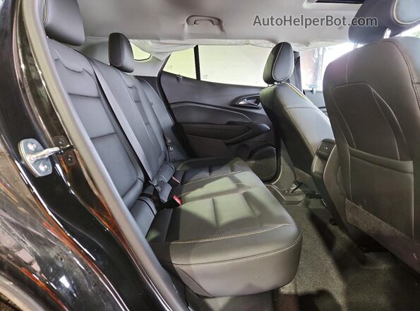 KL77LKEP0SC244527 2025 CHEVROLET TRAX Black Вид задньої частини салону