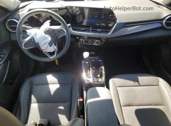 KL77LKEP1SC170342 2025 CHEVROLET TRAX Green Widok deski rozdzielczej