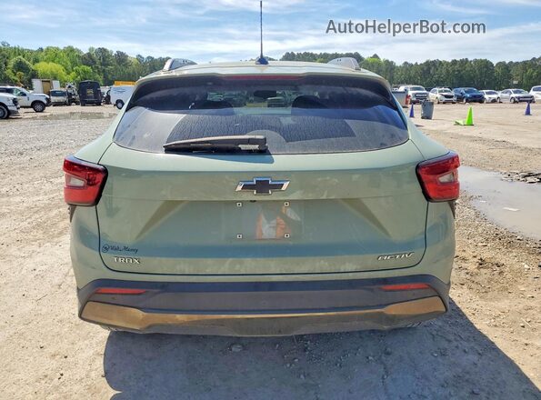 KL77LKEP1SC170342 2025 CHEVROLET TRAX Green Widok z tyłu