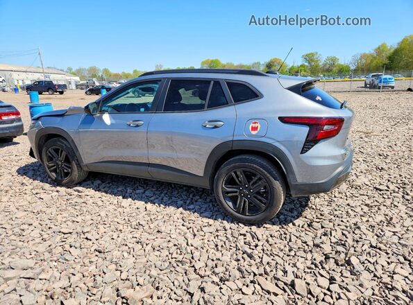 KL77LKEP5SC135187 2025 CHEVROLET TRAX Серый Задняя левая четверть