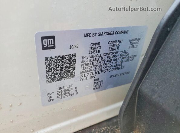 KL77LKEP6TC049937 2026 CHEVROLET TRAX Cream Vista de la etiqueta del VIN