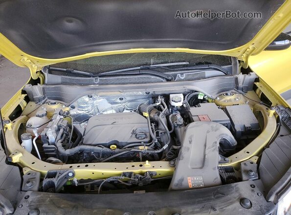 KL77LKEP8SC063434 2025 CHEVROLET TRAX Золотой Вид задней части салона
