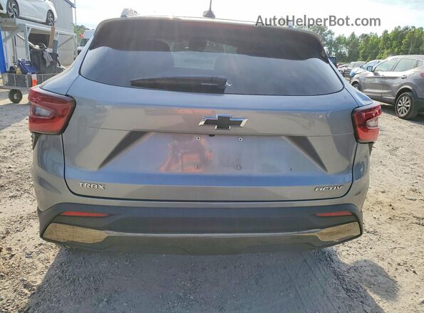 KL77LKEP9TC014793 2026 CHEVROLET TRAX Серый Вид сзади