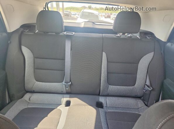 KL79MMS2XMB176210 2021 CHEVROLET TRAILBLAZER White Widok tylnych siedzeń