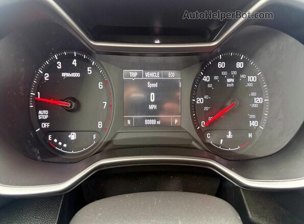 KL79MMS2XNB103825 2022 CHEVROLET TRAILBLAZER Белый Вид панели приборов