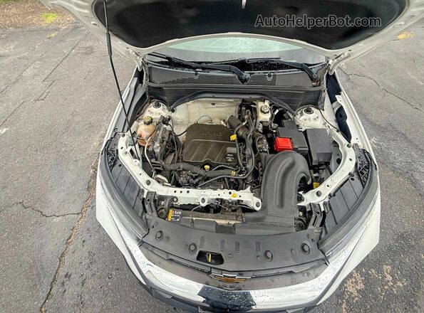 KL79MMS2XNB103825 2022 CHEVROLET TRAILBLAZER Белый Вид салона спереди