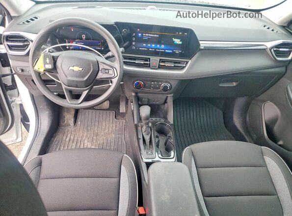 KL79MMSL7RB166752 2024 CHEVROLET TRAILBLAZER White წინა პანელის ხედი