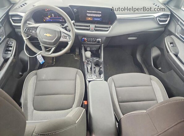 KL79MMSP5SB000870 2025 CHEVROLET TRAILBLAZER Красный Вид панели приборов