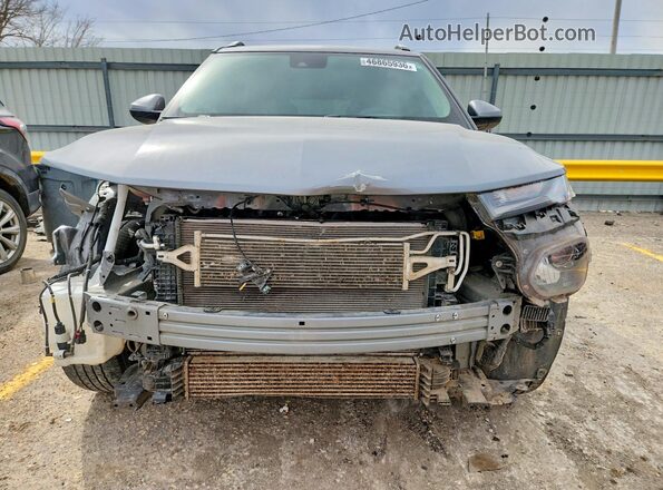 KL79MPS24PB103095 2023 CHEVROLET TRAILBLAZER Серебряный Вид спереди