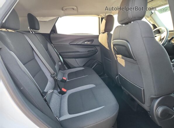 KL79MPSL1SB106764 2025 CHEVROLET TRAILBLAZER White Вид задньої частини салону