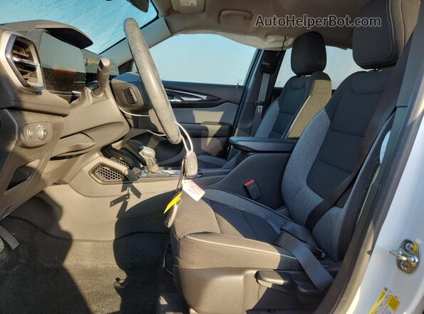 KL79MPSL1SB106764 2025 CHEVROLET TRAILBLAZER White Вид салону спереду