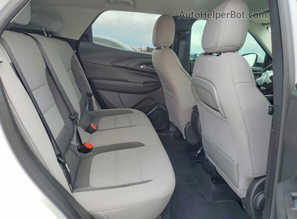 KL79MPSL4MB132505 2021 CHEVROLET TRAILBLAZER Белый Вид задней части салона