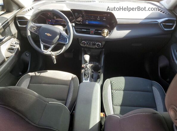 KL79MPSL7SB069915 2025 CHEVROLET TRAILBLAZER Темно-бордовый Вид панели приборов