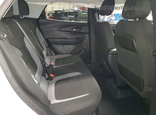 KL79MPSL7TB170664 2026 CHEVROLET TRAILBLAZER Белый Вид задней части салона