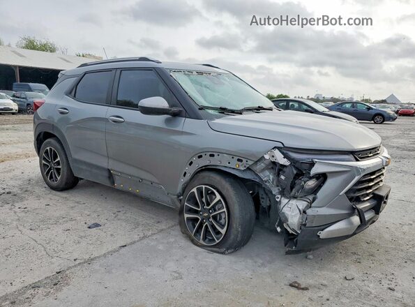 KL79MPSL8RB114080 2024 CHEVROLET TRAILBLAZER Серебряный Передняя правая четверть