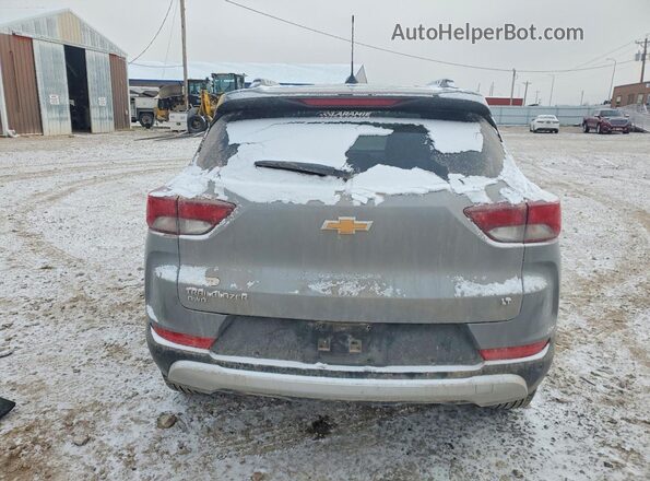 KL79MRSL7RB217700 2024 CHEVROLET TRAILBLAZER Серебряный Вид сзади