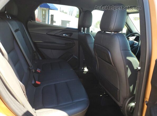 KL79MSSL8RB055504 2024 CHEVROLET TRAILBLAZER Оранжевый Вид задней части салона
