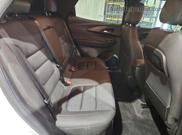 KL79MTSL3NB042286 2022 CHEVROLET TRAILBLAZER White უკანა სავარძლების ხედი